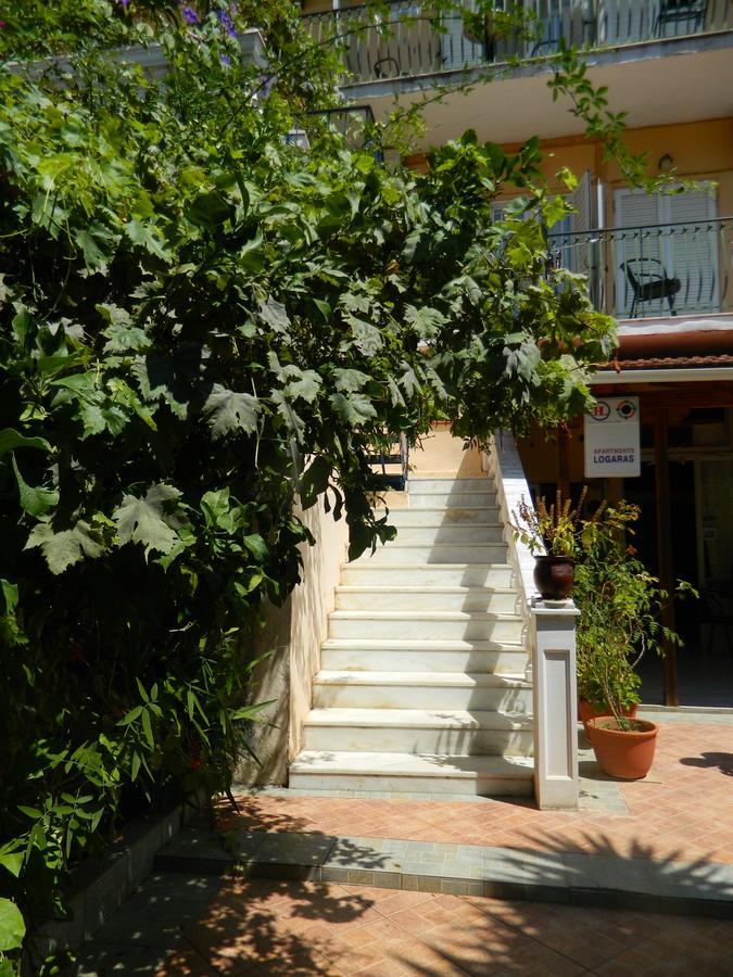 Logaras Apartments Agia Efimia Exterior foto